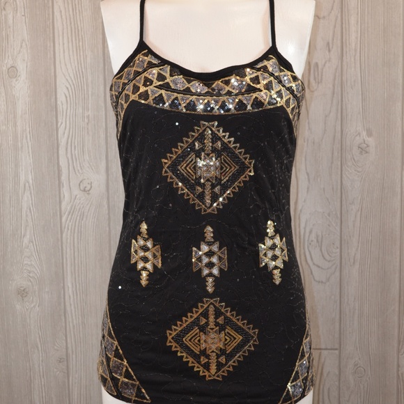 Forever 21 Tops - SEXY sequinned top Forever 21 Medium